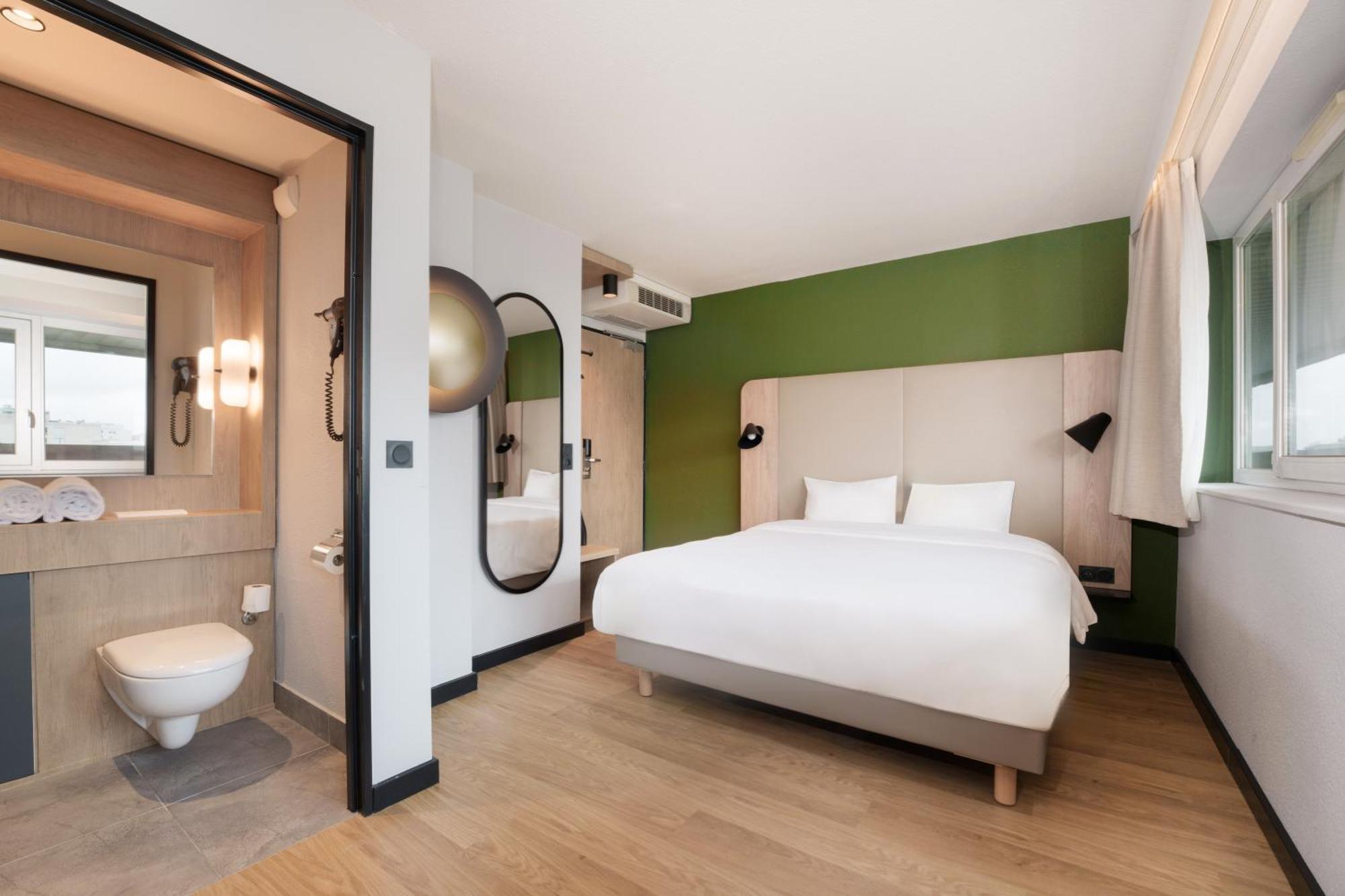 Campanile Marne La Vallee - Bussy Saint-Georges Экстерьер фото